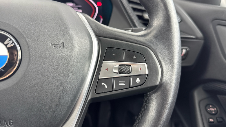 BMW 1 Series 118i [136] Sport 5dr [Live Cockpit Professional] Petrol Hatchback